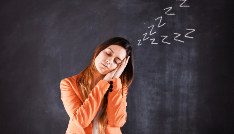 Image of a person speaking with speech bubbles, representing stammering, causes, symptoms, and prevention methods